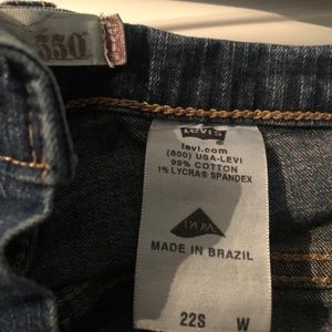 22w short Levi’s jean